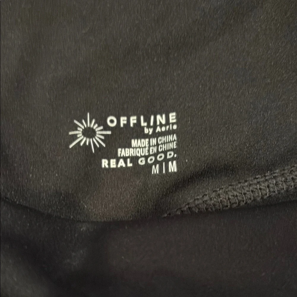 Aerie Black Pleated Shorts - Picture 2 of 4